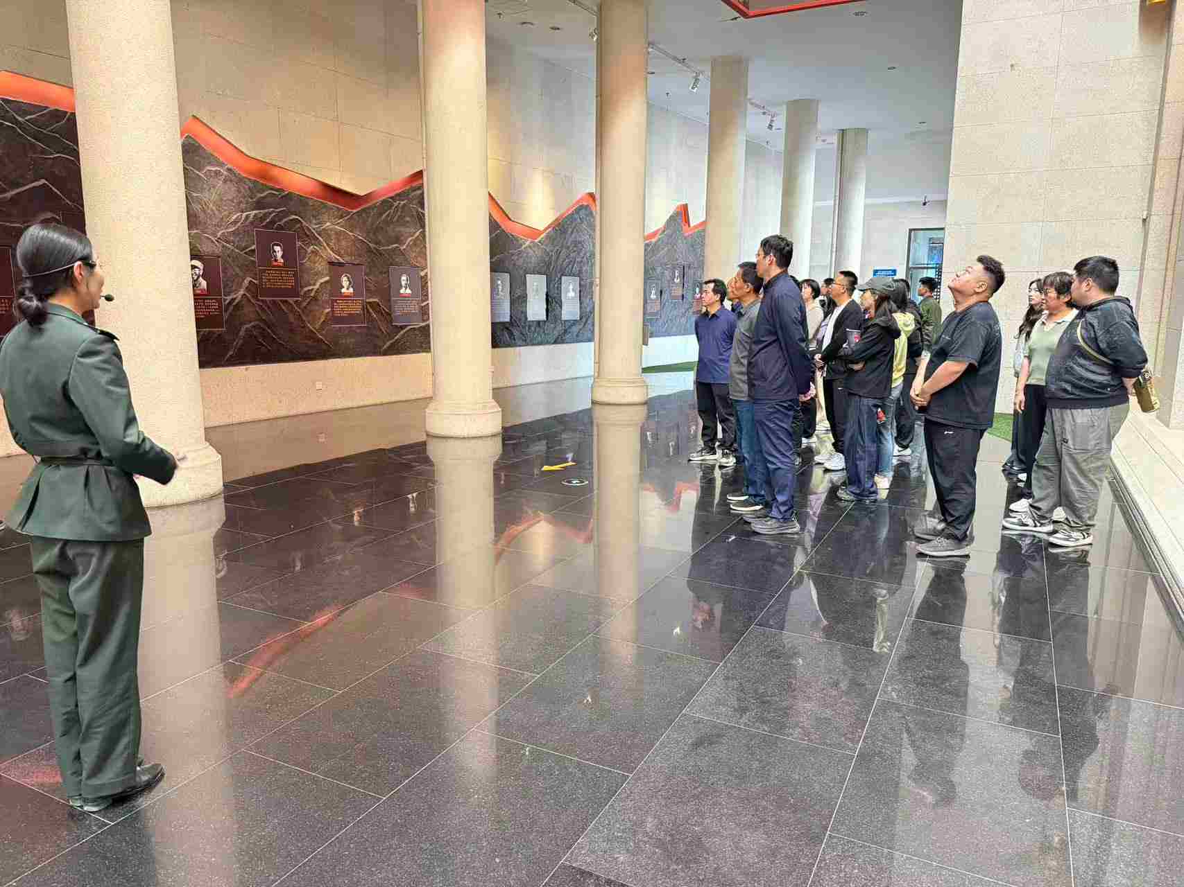 某单位2026《追寻红色足迹 传承红色精神》一日活动